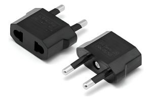 Adaptador Enchufe Euro Americano A Nacional